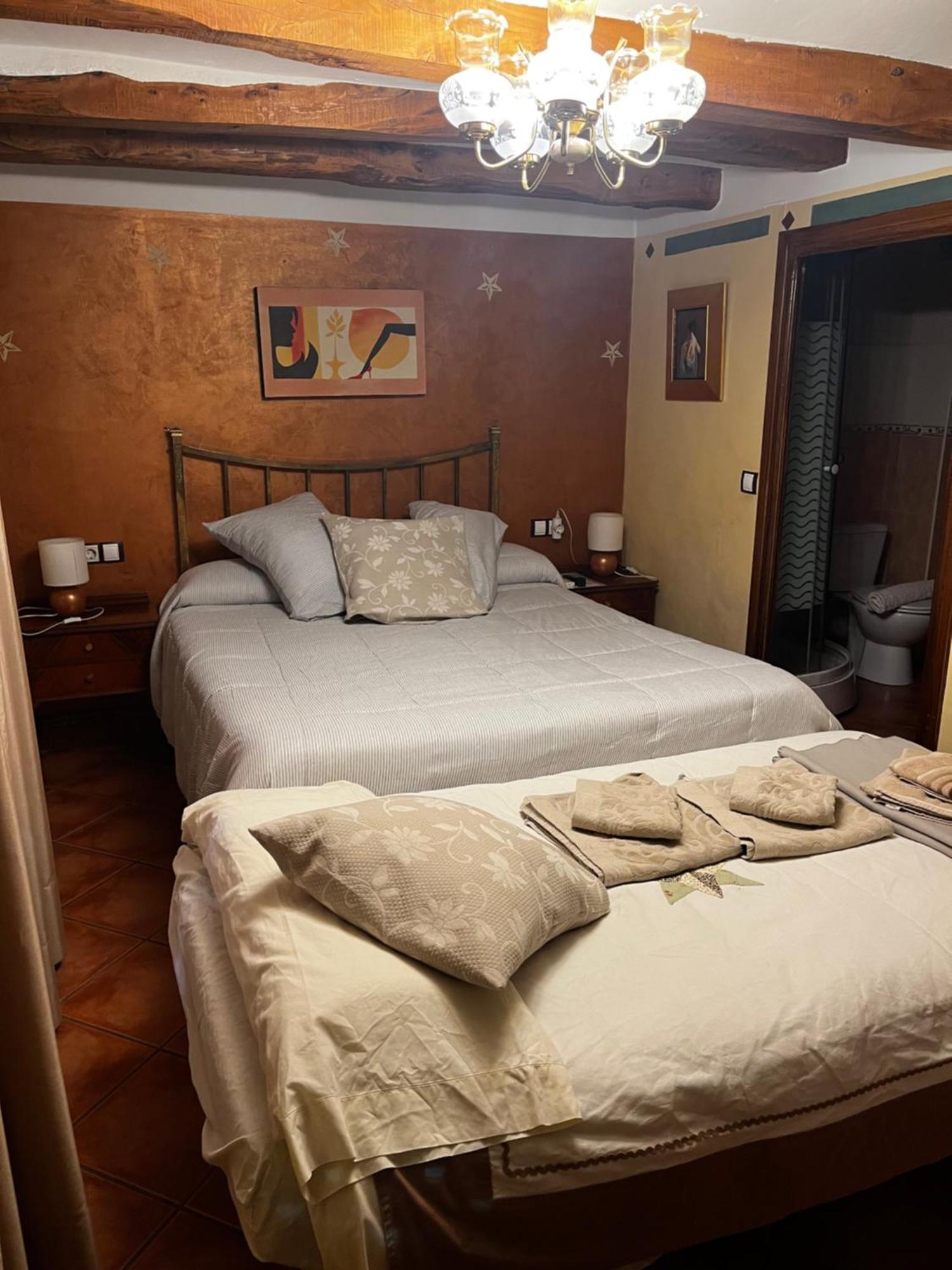 Hotel Casa De La Fuente Alcorisa Bagian luar foto