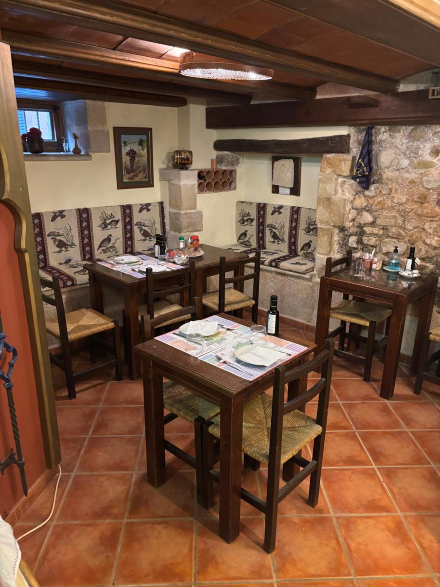 Hotel Casa De La Fuente Alcorisa Bagian luar foto